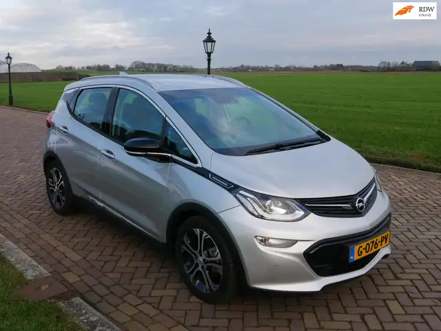Opel Ampera-E Business executive 60 kWh ** 12999 NETTO **
