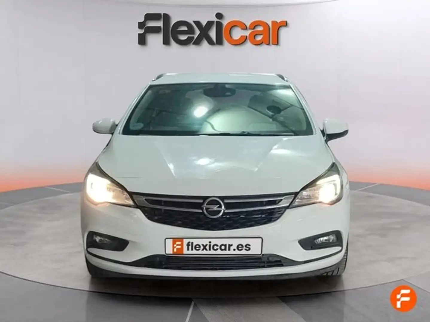 Opel Astra ST 1.4T S/S Innovation 150 Aut. Blanc - 2