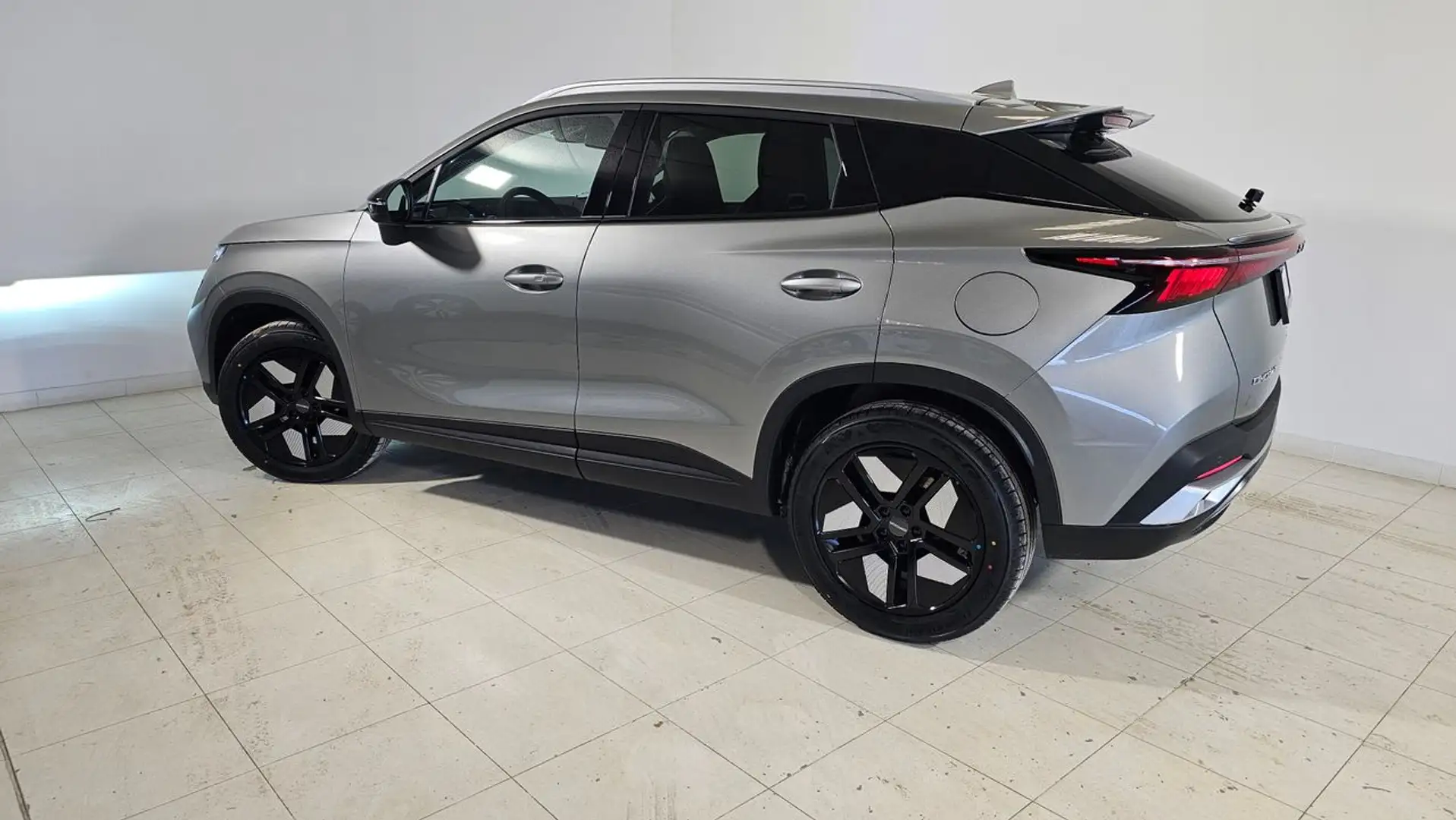 Omoda 5 MY2 - Comfort 1.6 TGDI 108kW (14cv) Gris - 2