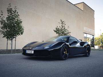 GTB Spider ALL BLACK SERVICE NEU bei FERRARI