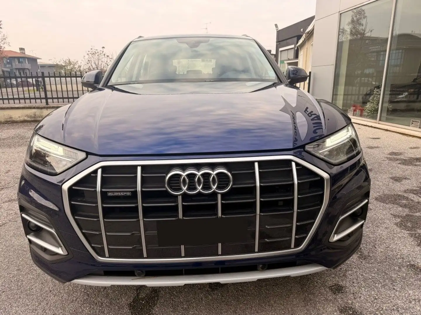 Audi Q5 40 TDI 204 CV quattro S tronic Business Sport Azul - 2