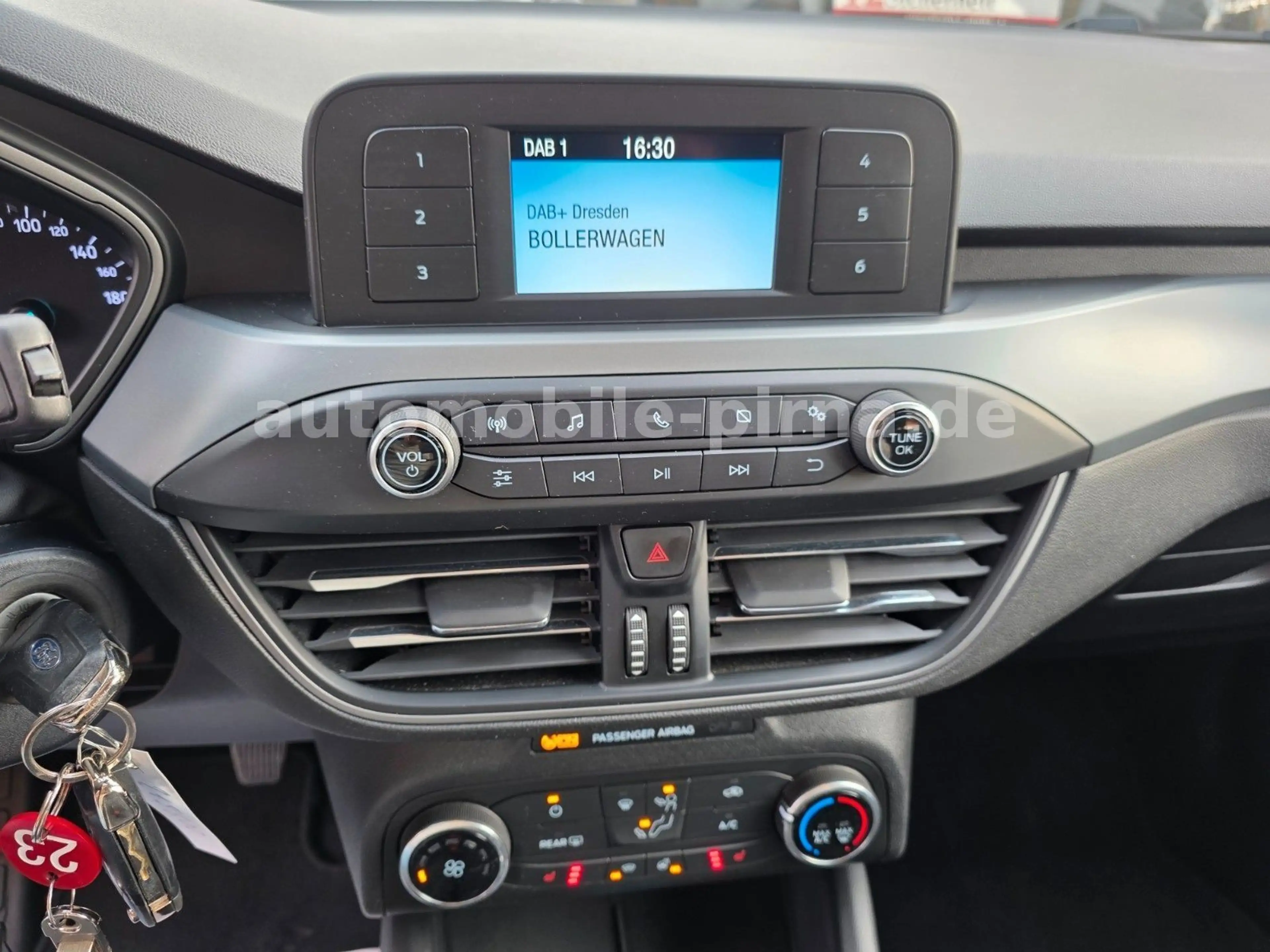Ford Focus Lim. 5-trg. 1.0 EB 125PS 6G Trend +SHZ/LED — photo 14
