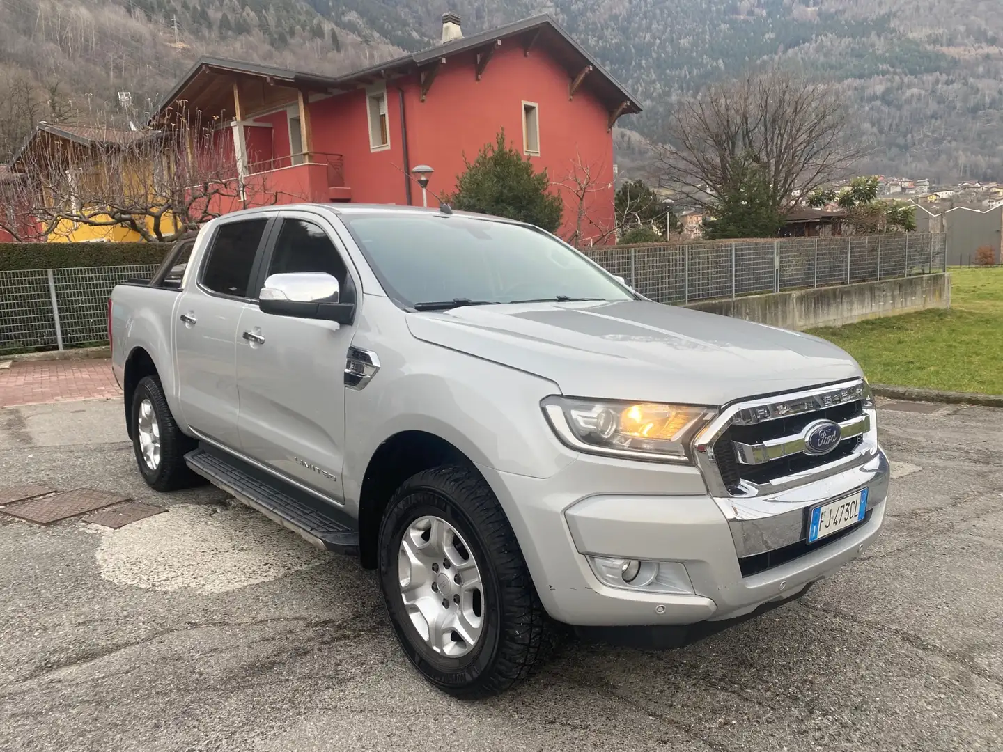 Ford Ranger 3.2 tdci double cab Limited 200cv Argento - 2