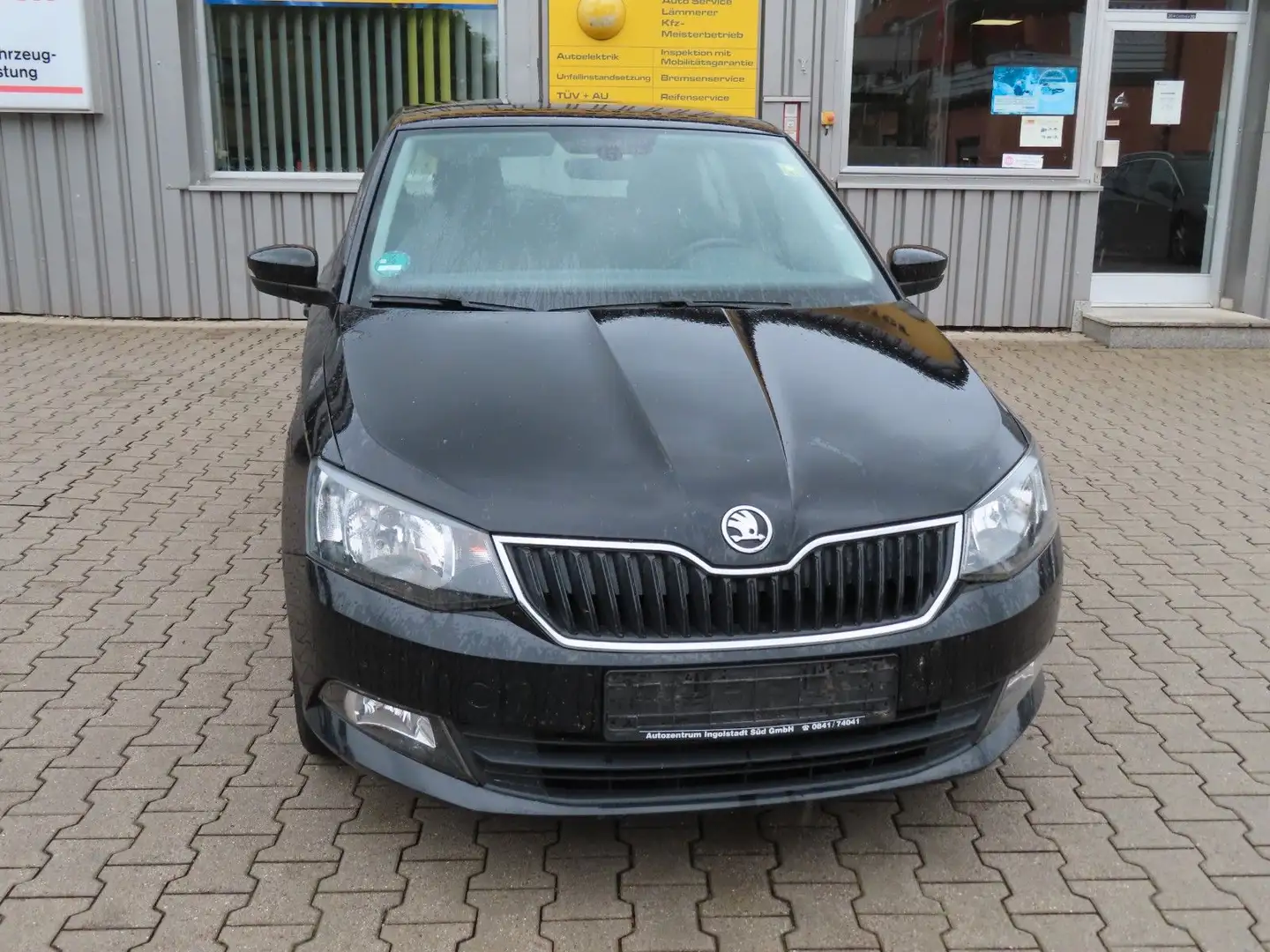 Skoda Fabia Ambition 1.0 TFSI Zwart - 1