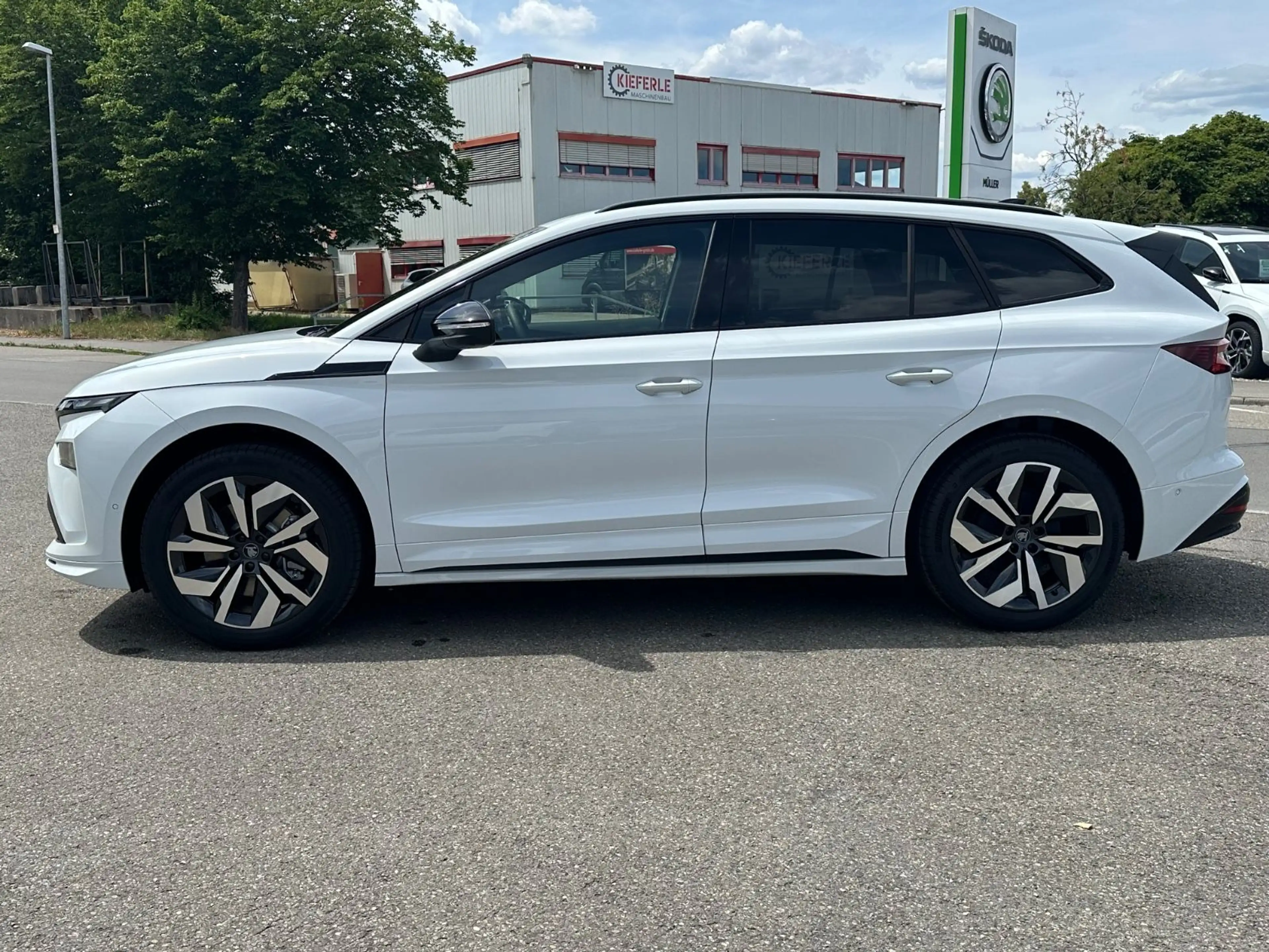 Skoda Enyaq 85x Sportline Maxx|Pano|AHK|Winter|Transp. — photo 3