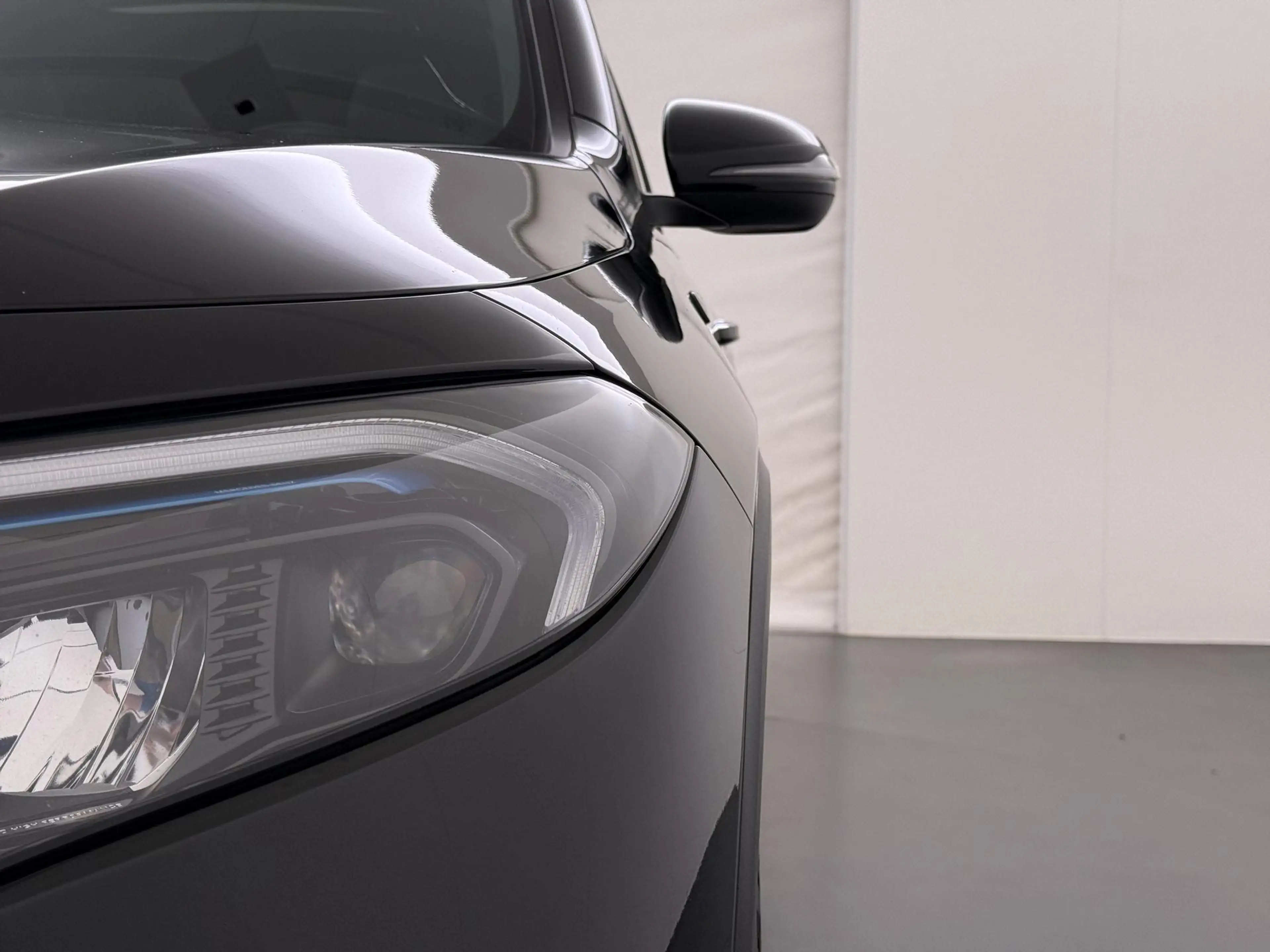 Mercedes-Benz EQB 250 AMG Line 67 kWh AMG Styling Panoramadak — photo 13