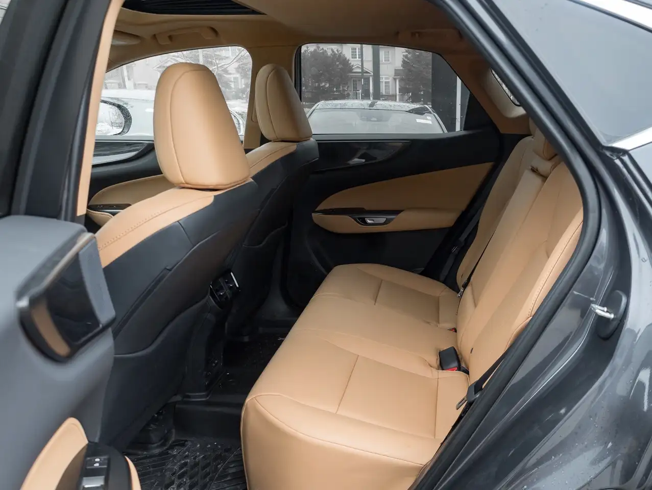 Lexus NX снимка Lexus NX