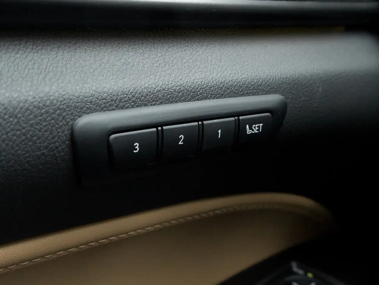 Lexus NX снимка Lexus NX