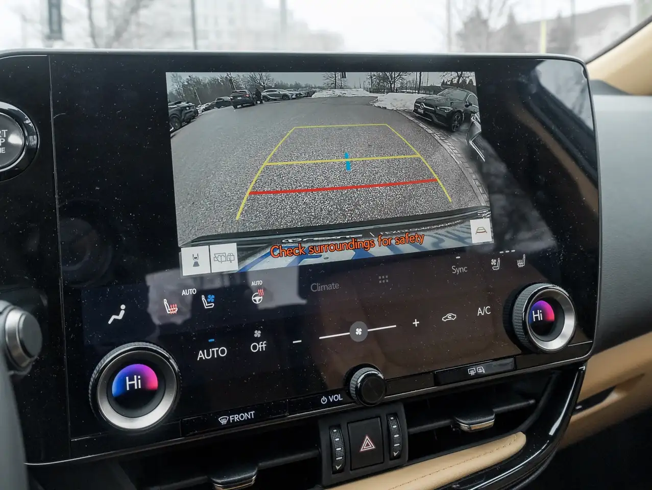 Lexus NX снимка Lexus NX