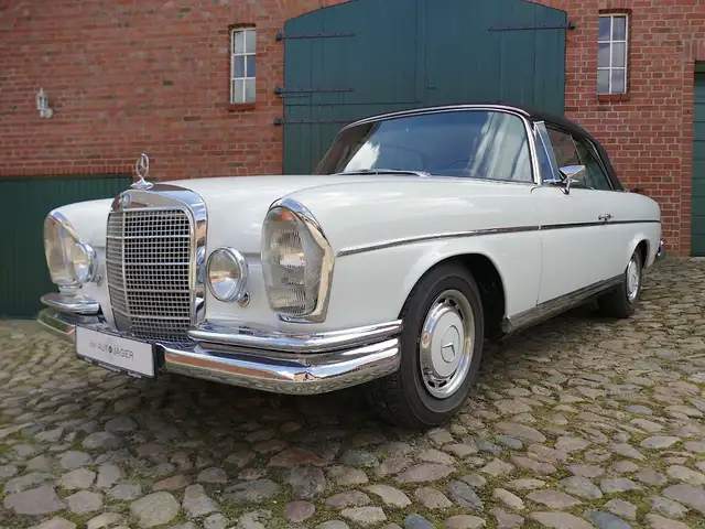 Mercedes-Benz S 280 280 SE W111 Cabriolet