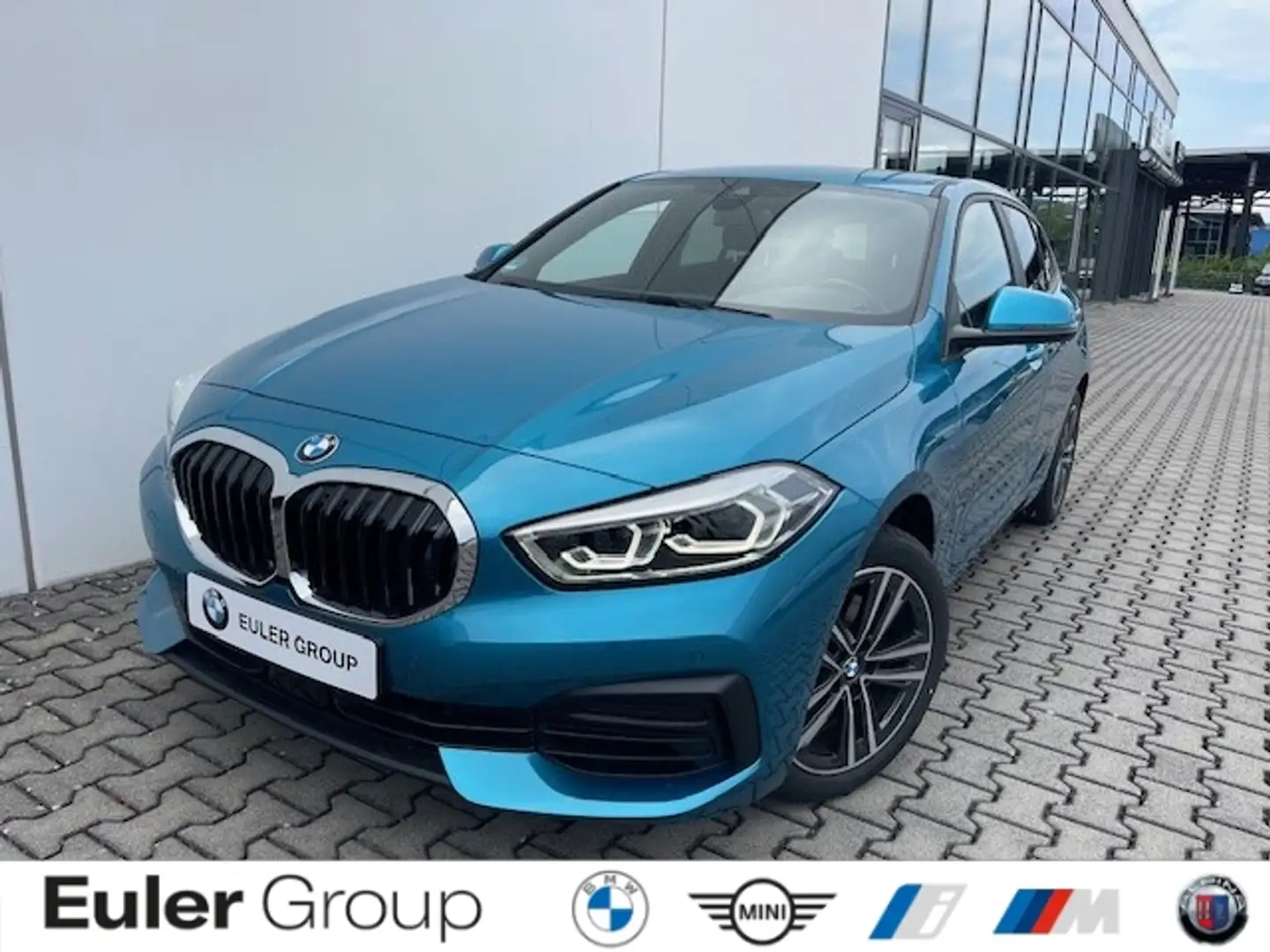 BMW 118 iA Advantage+Comfort 17'' LCProf LenkHzg aut.Heckk Blau - 1