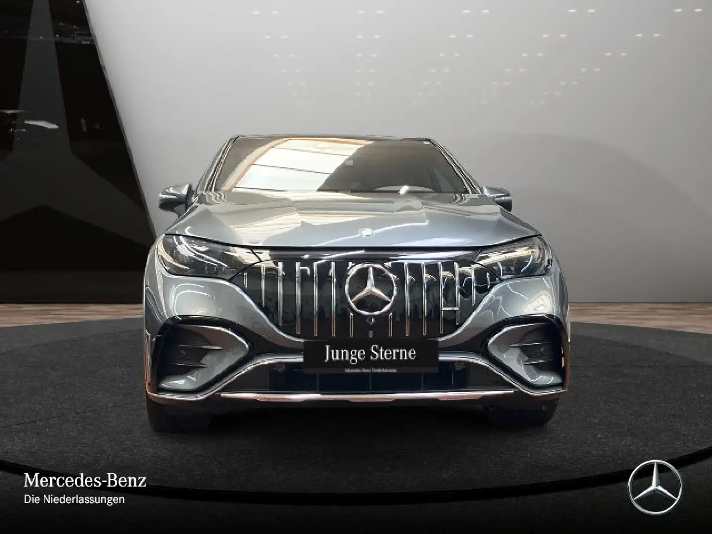 Mercedes-Benz EQE 43 4M PANO+AHK+BURMESTER+SITZKLIMA+KEYLESS Grau - 2