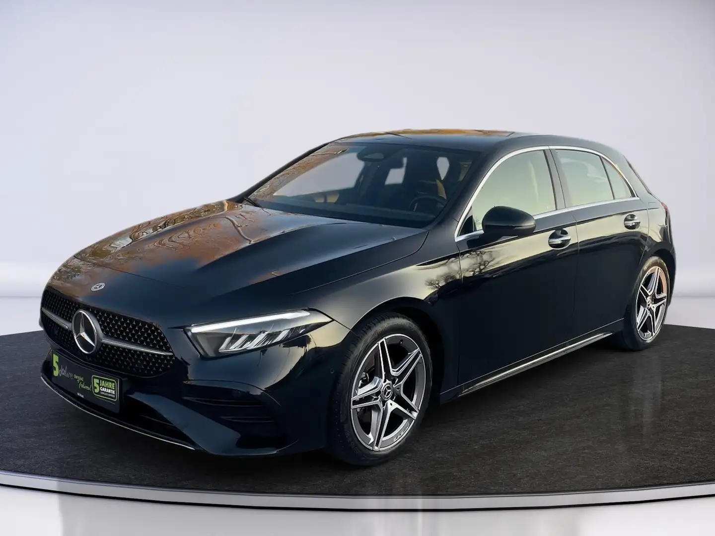 Mercedes-Benz A 200 Navi, Rückfahrkamera, Klimaautomatik Schwarz - 2