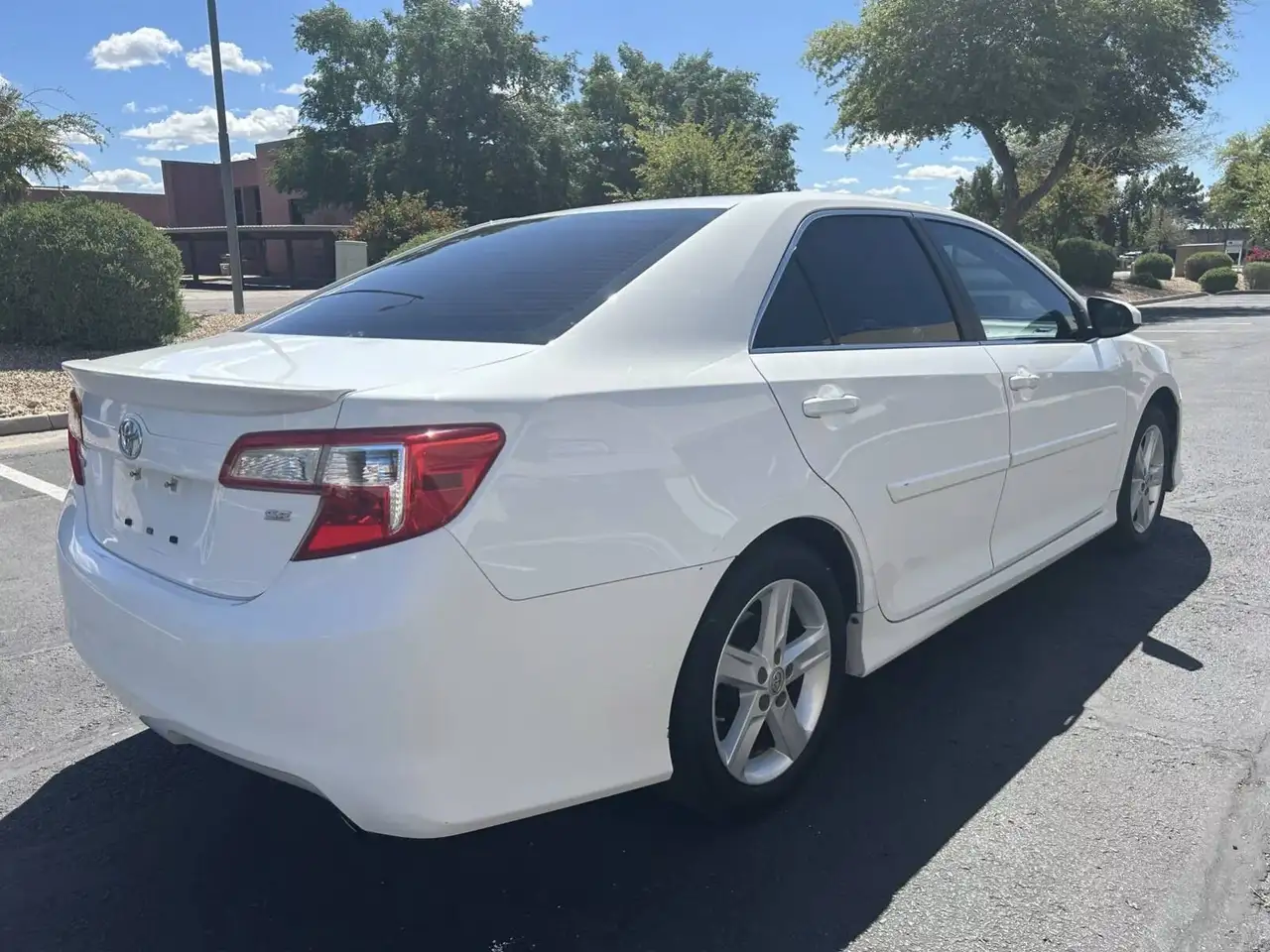 Toyota Camry photo Toyota Camry