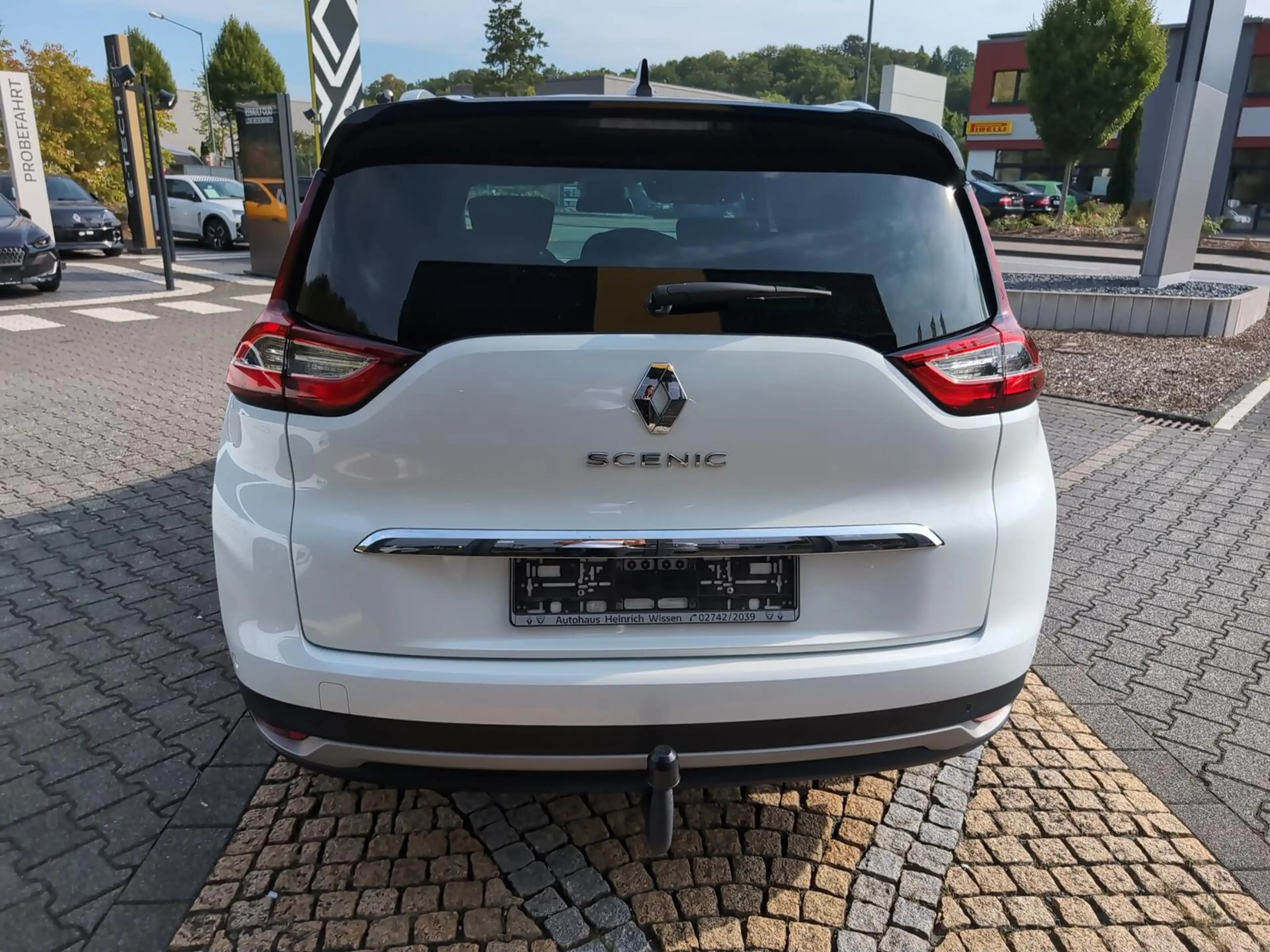 Renault Scenic IV Black Edt. TCe 160 EDC — photo 4