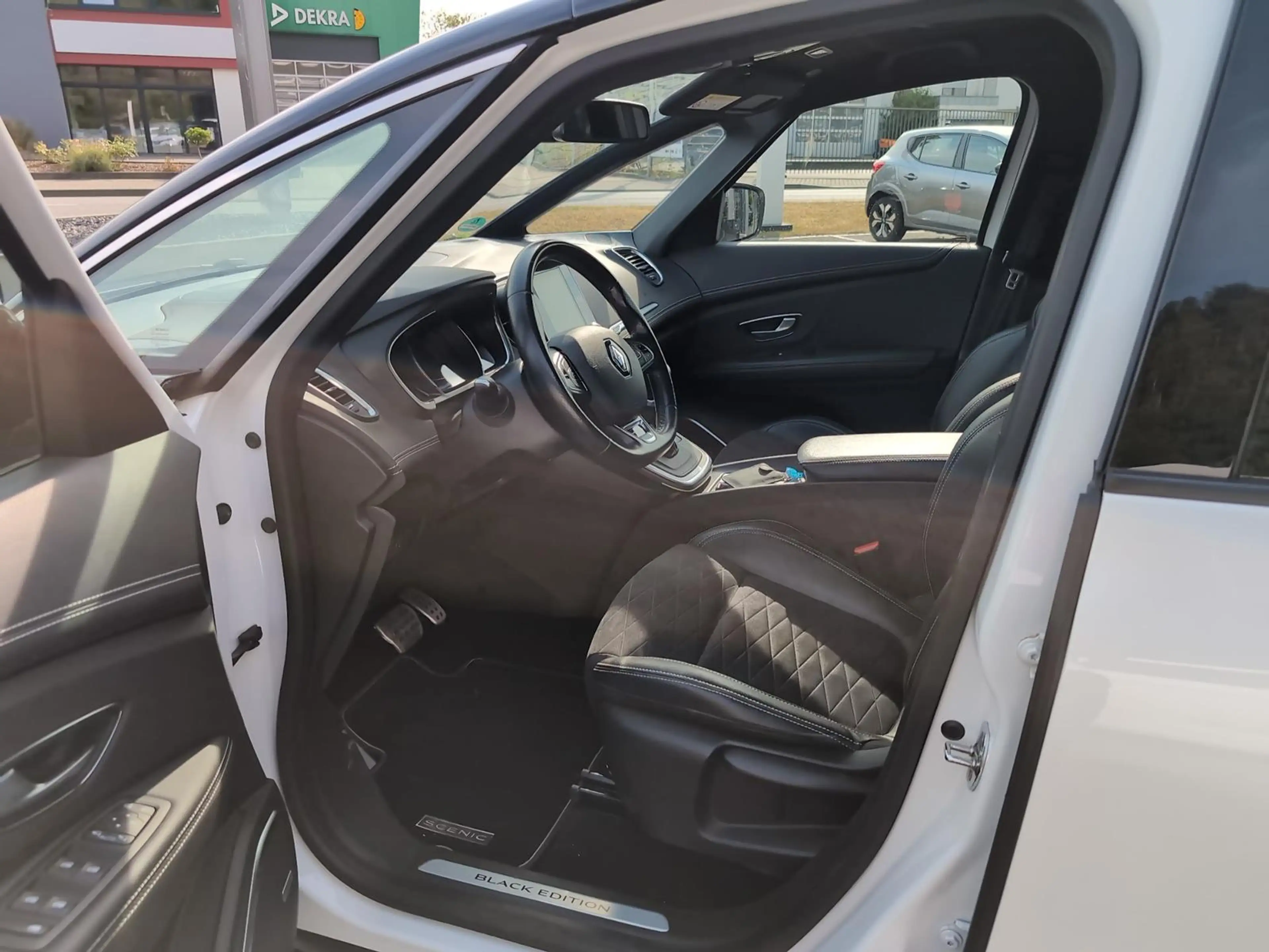 Renault Scenic IV Black Edt. TCe 160 EDC — photo 15