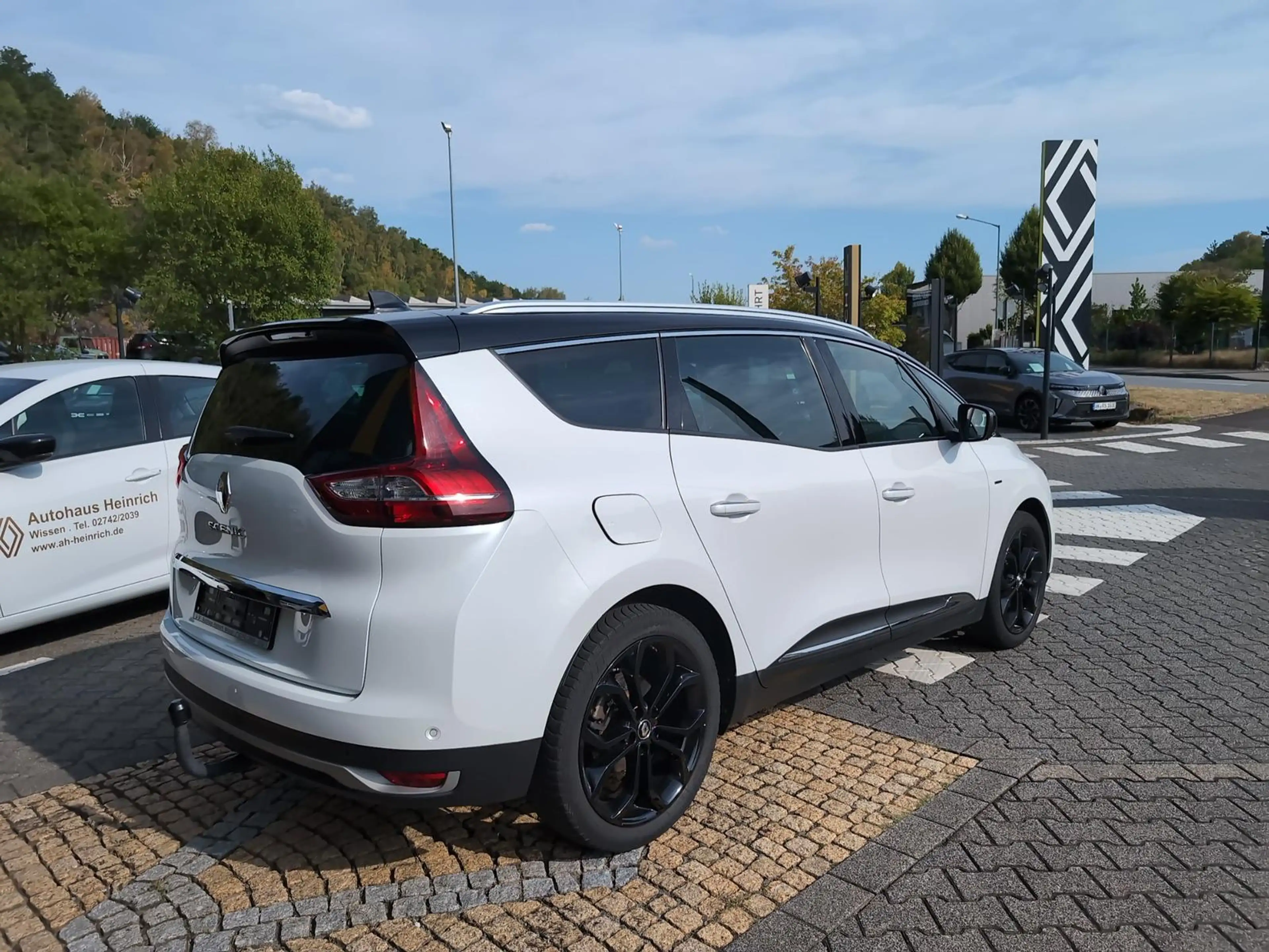 Renault Scenic IV Black Edt. TCe 160 EDC — photo 5