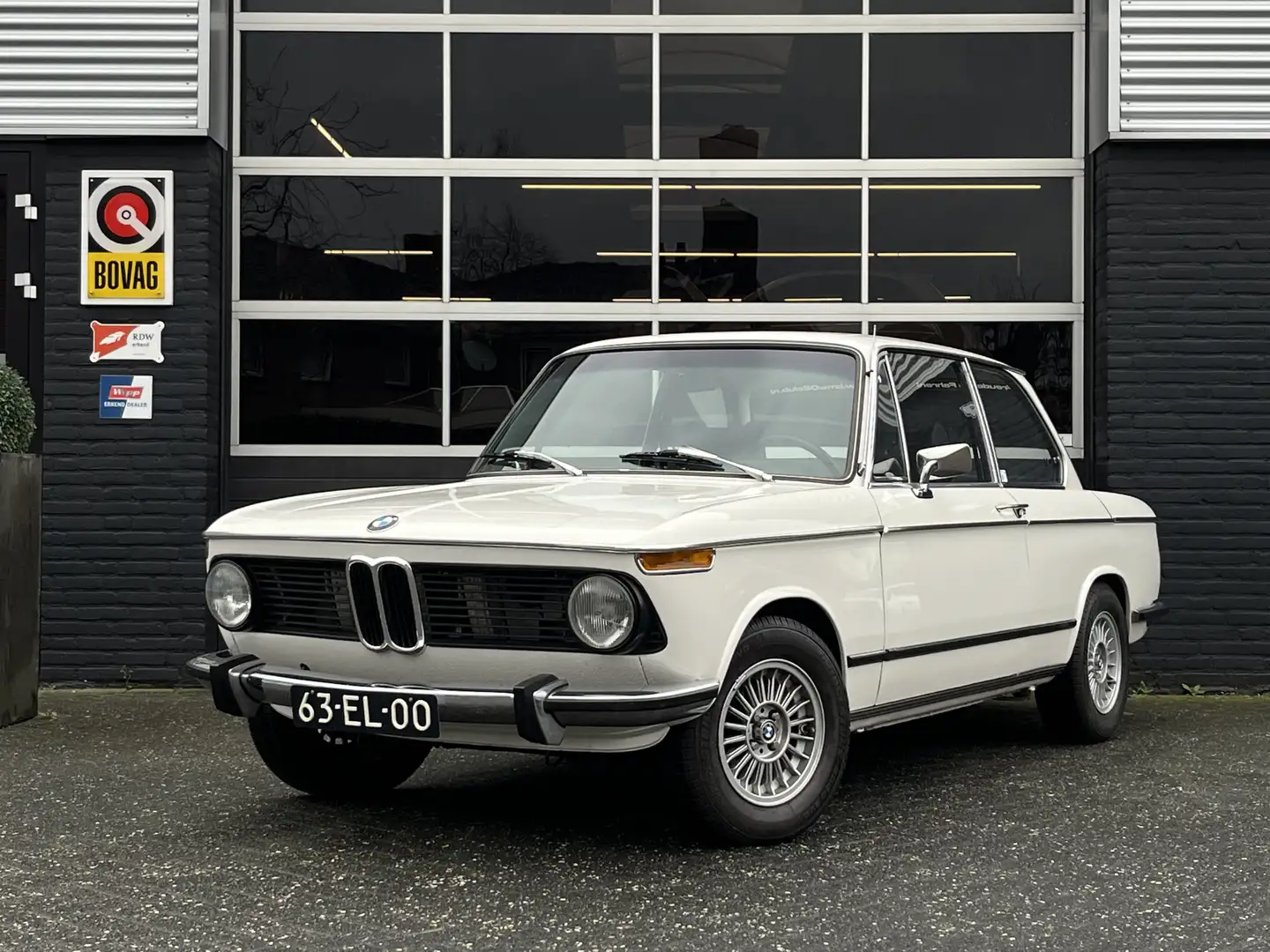BMW 02-serie 1602 in unieke staat! Wit - 1