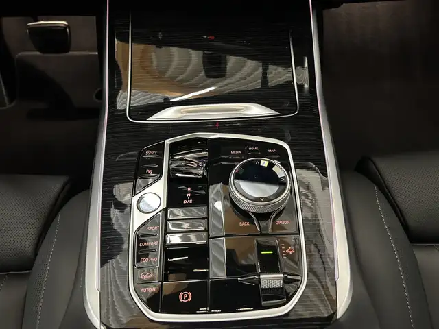 BMW X7 xDrive40d *M-Sport PRO / Exclusiv Paket* Ansicht 12