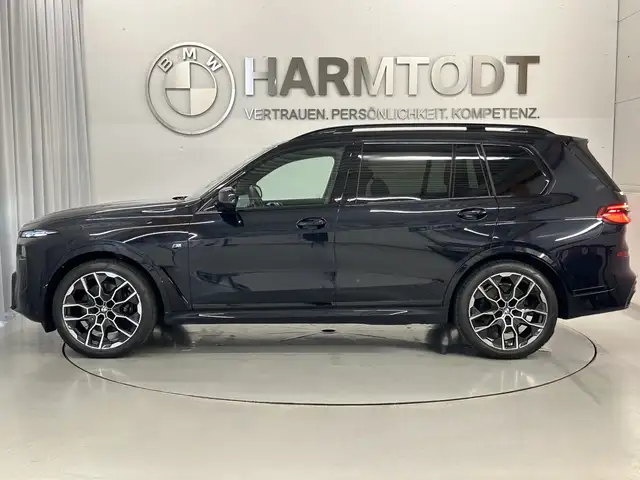 BMW X7 xDrive40d *M-Sport PRO / Exclusiv Paket* Ansicht 3