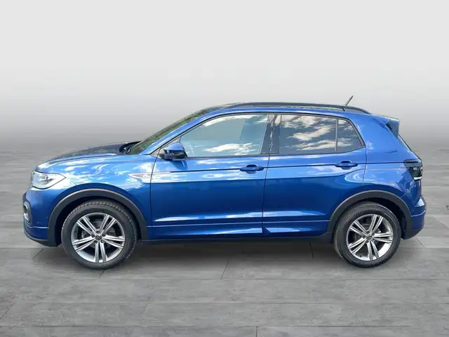 Volkswagen T-Cross view 2