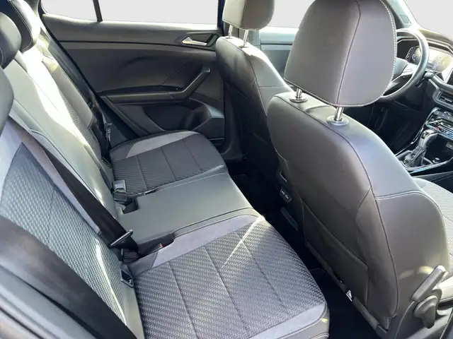 Volkswagen T-Cross view 14