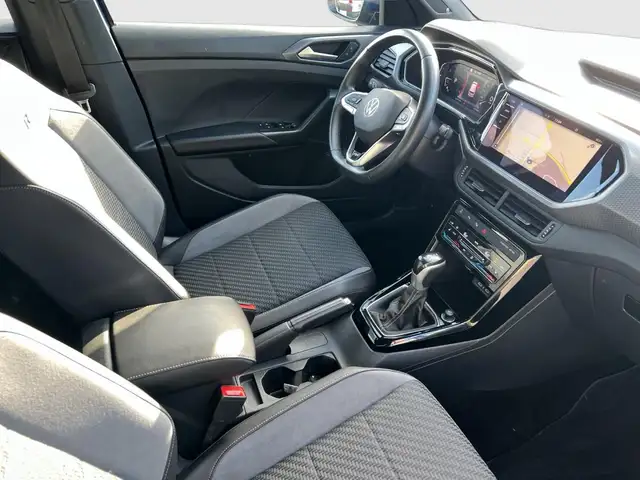 Volkswagen T-Cross view 15