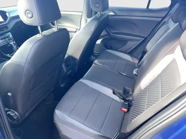 Volkswagen T-Cross view 12