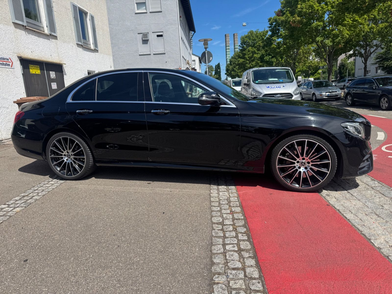 Mercedes-Benz E 400 d 4Matic AMG/ Pano — photo 3