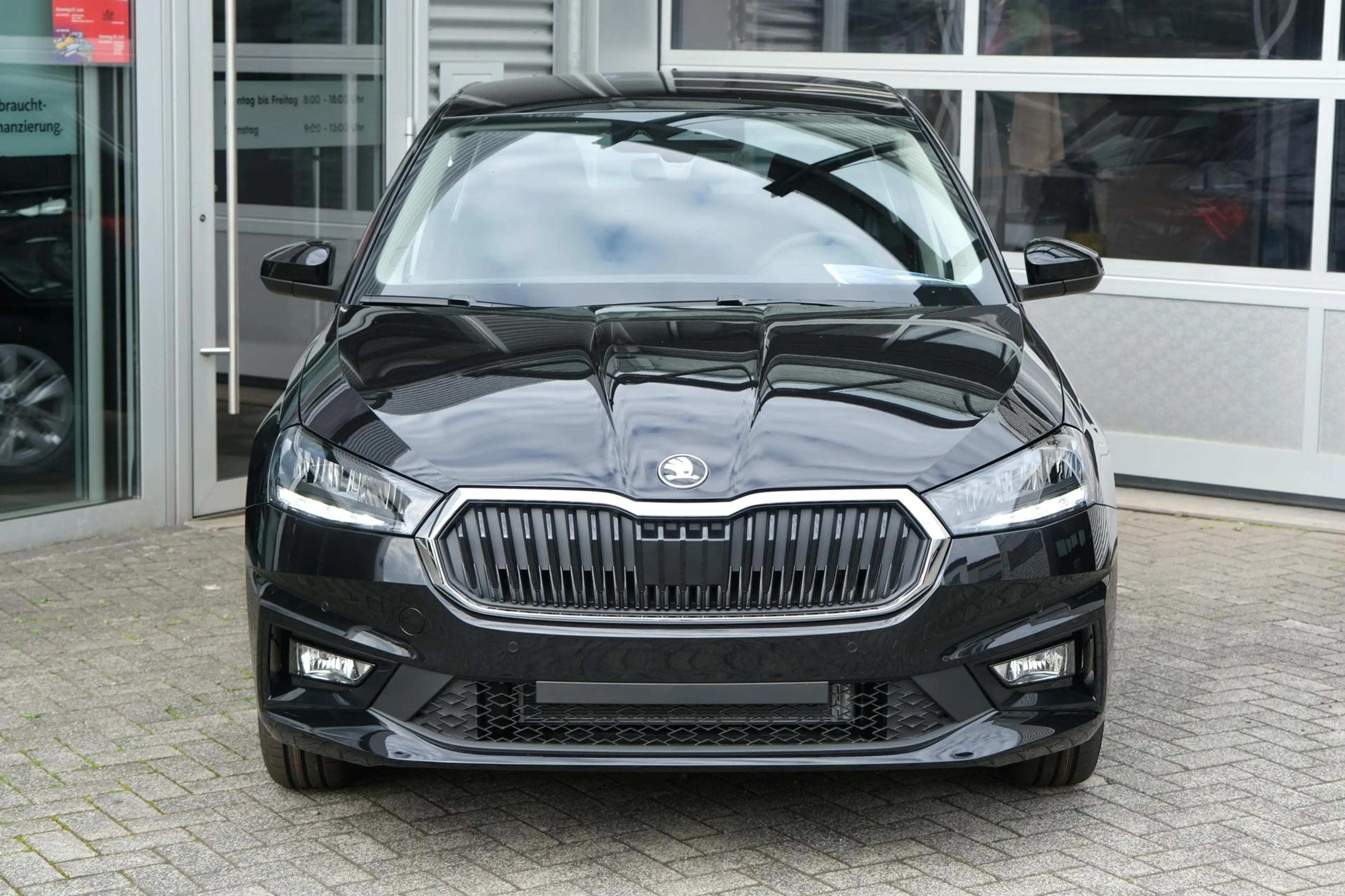 Skoda Fabia Selection 1.0 TSI LED Kamera App-Navi PDC v+h W... — photo 3