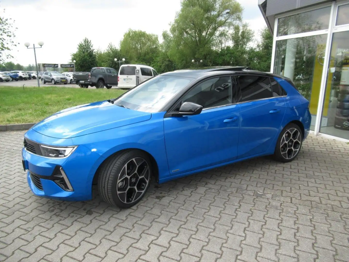 Opel Astra Astra Plug-In-Hybrid Ultimate Blau - 2