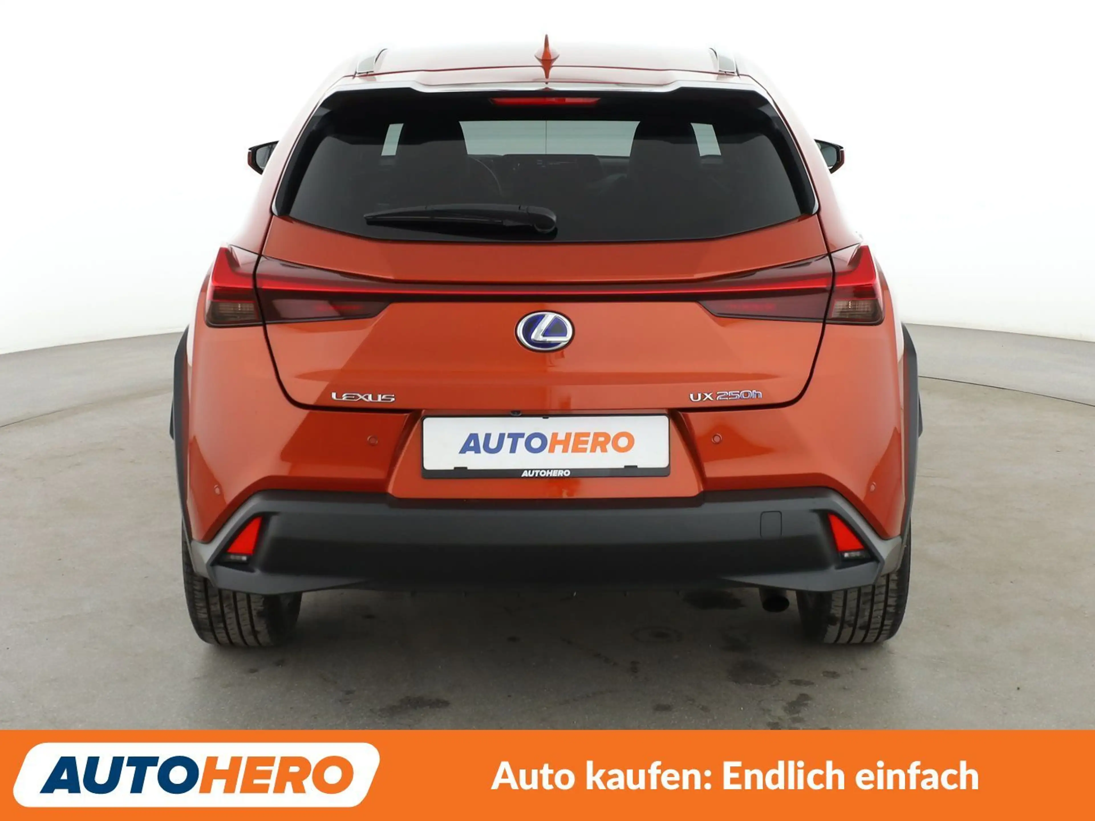 Lexus UX 250h UX 250h Style Edition Aut.*NAVI*LED*ACC*PDC*SHZ* — photo 5