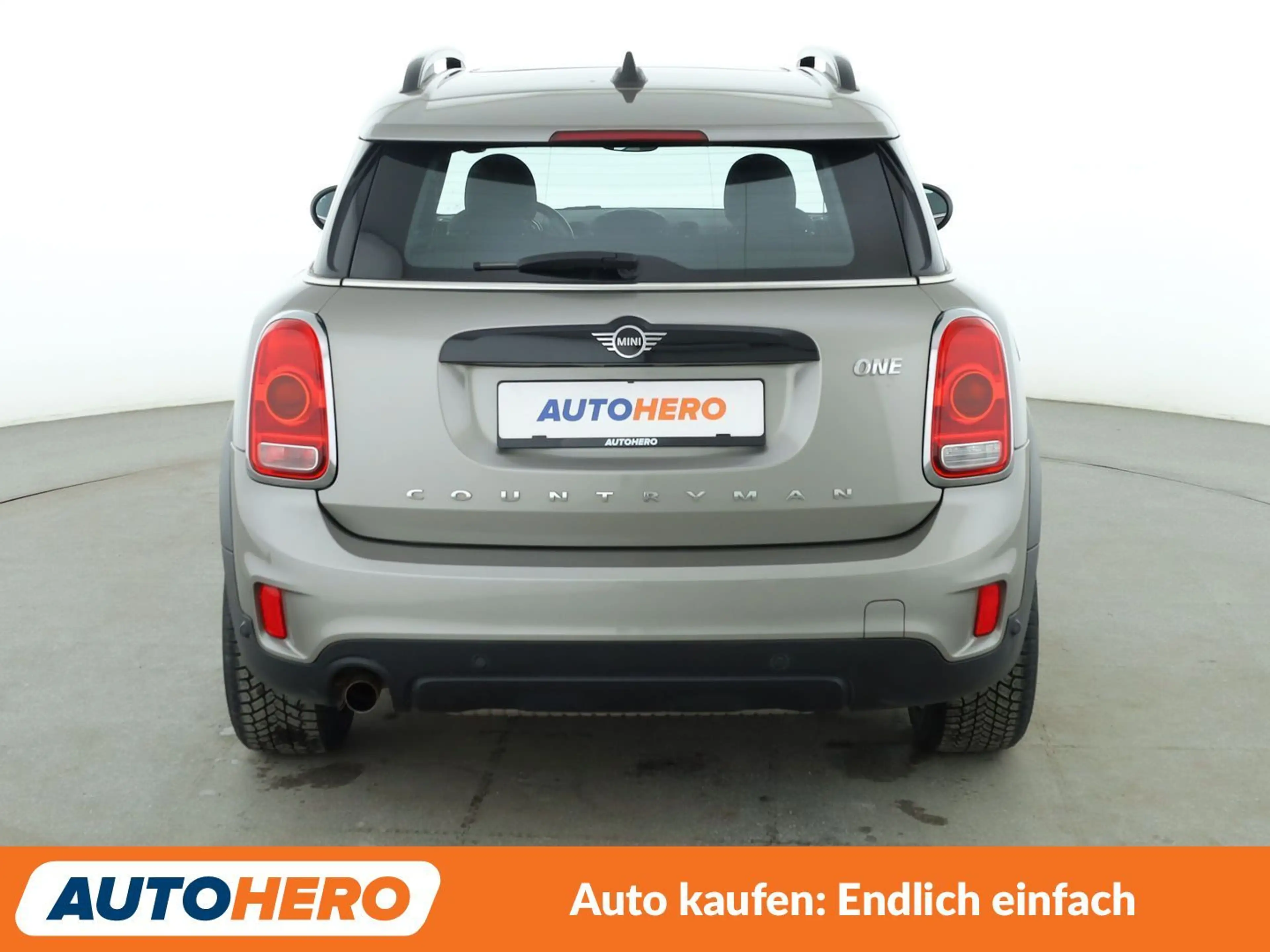 MINI One Countryman One Aut.*TEMPO*PDC*SHZ* — photo 5