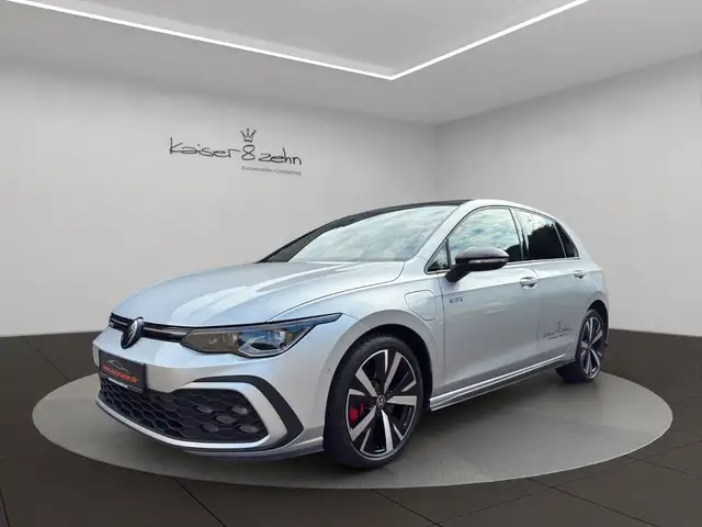 Volkswagen Golf main image