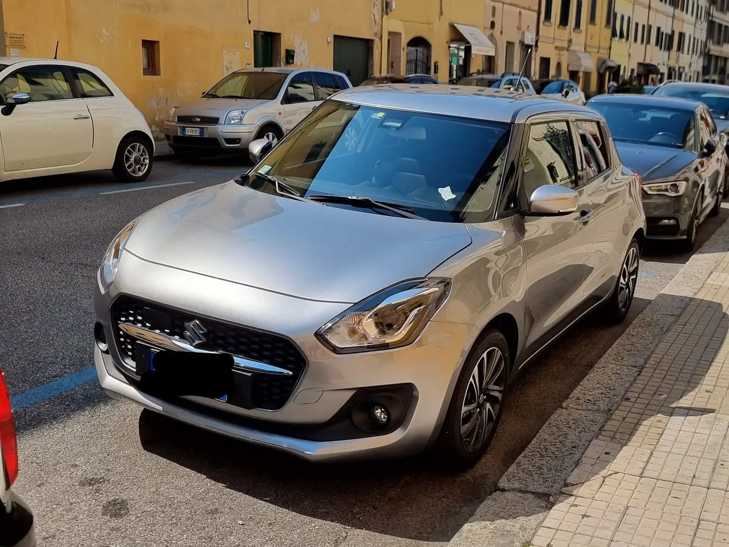 Suzuki Swift Swift VI 2020 1.2h Top 2wd Argento - 1