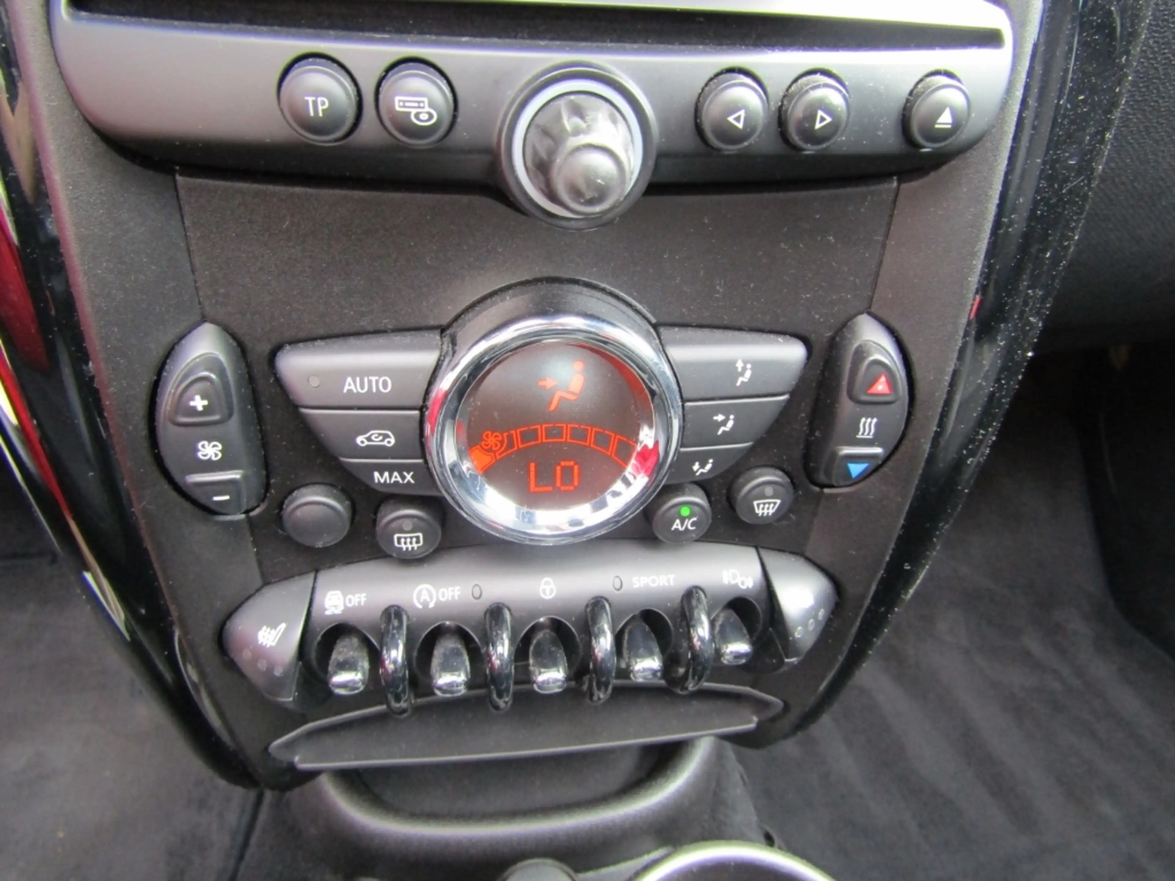 MINI Cooper Countryman S NAVI SHZ RADIO — photo 9