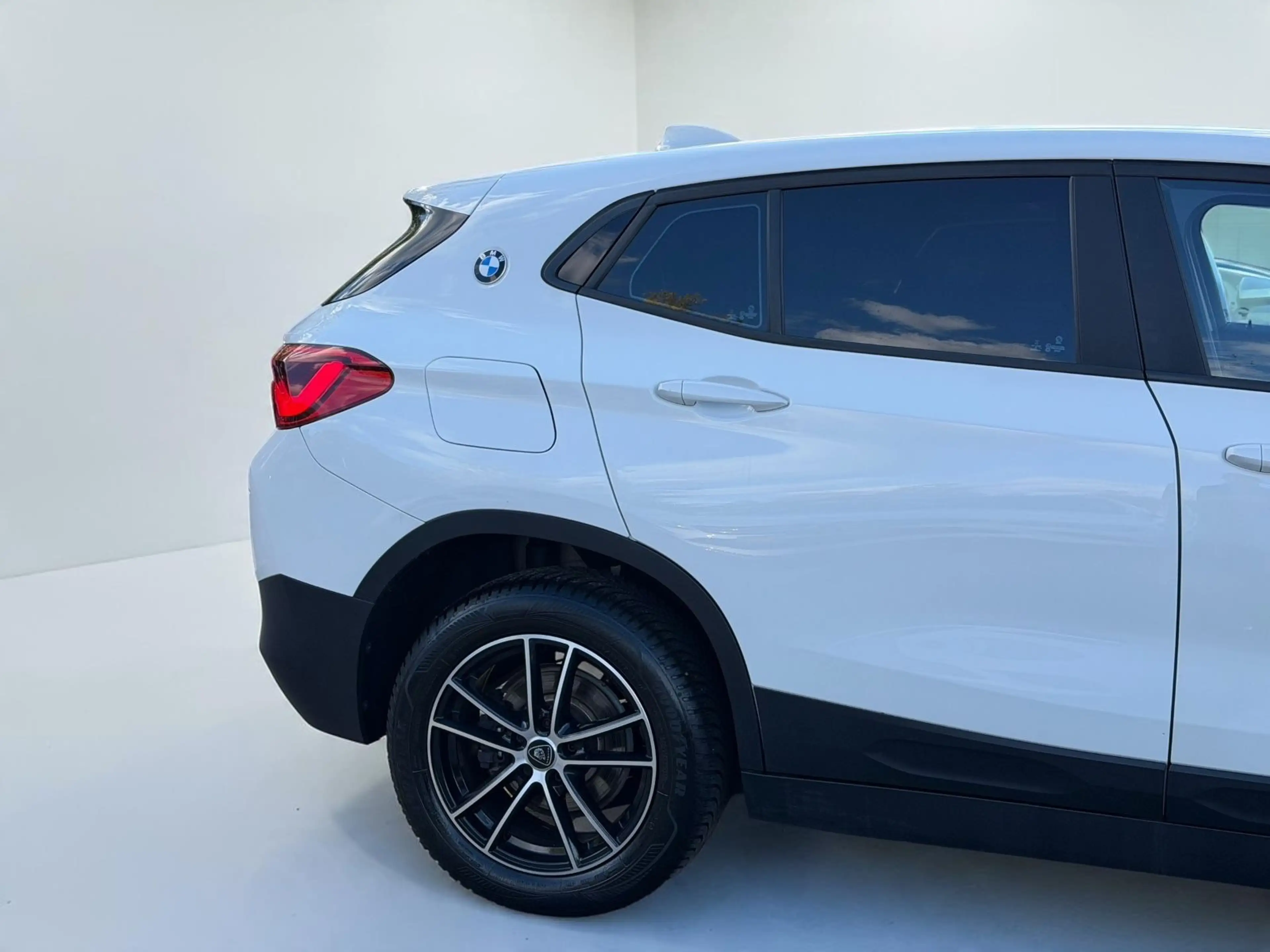 BMW X2 sDrive 18 i Advantage*NAVI*LED*SHZ*KLIMA* — photo 7