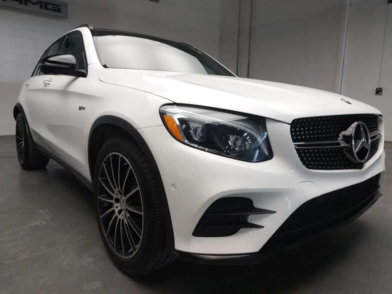 Mercedes-Benz GLC photo Mercedes-Benz GLC