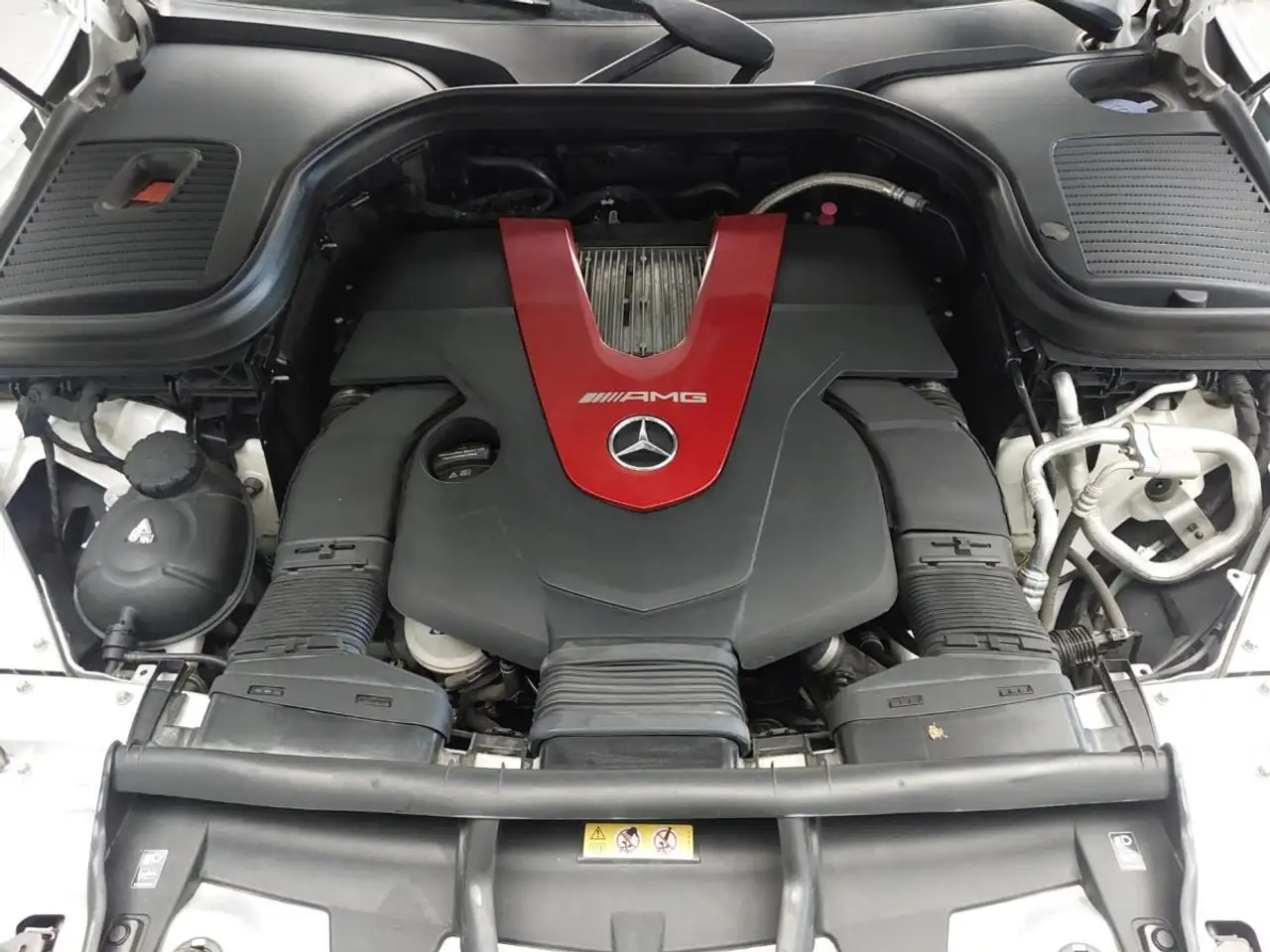 Mercedes-Benz GLC photo Mercedes-Benz GLC