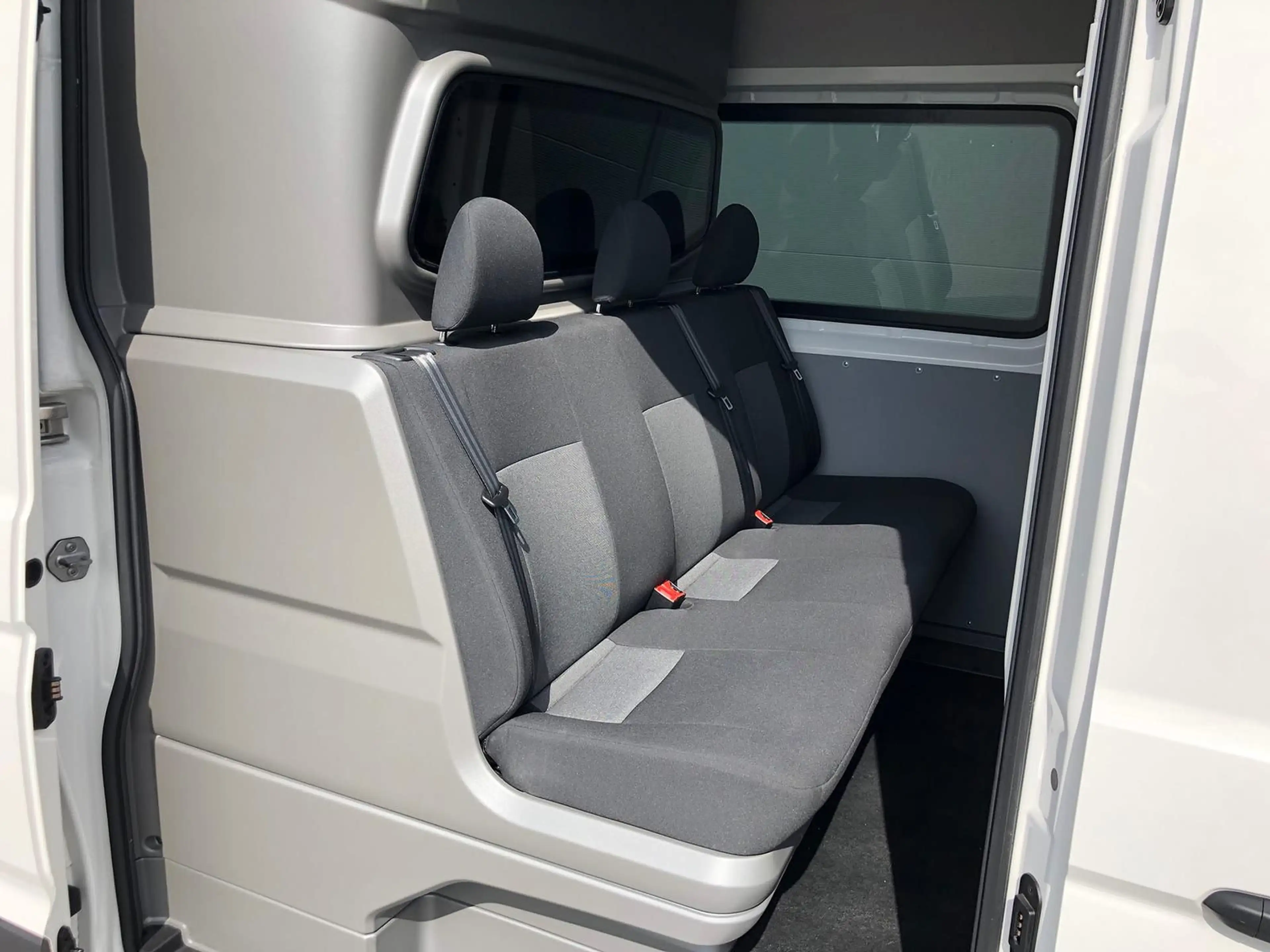 Volkswagen Crafter MIXTO 35 L4H3 NAV AHK oh.Schäden 5J.Gar — photo 7