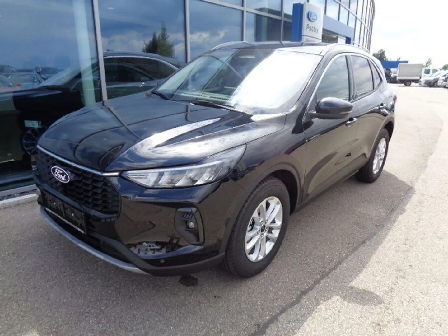 Ford Kuga Titanium FHEV 180PS Automatik Vollhybrid Schwarz - 1