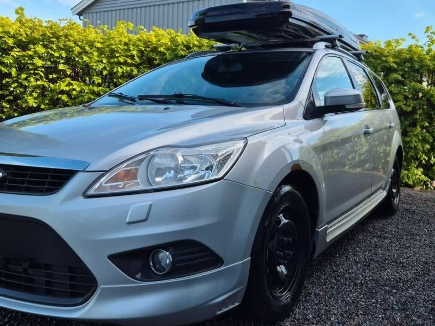 Ford Focus Focus Turnier 1.6 TDCi DPF Ambiente Silber - 1