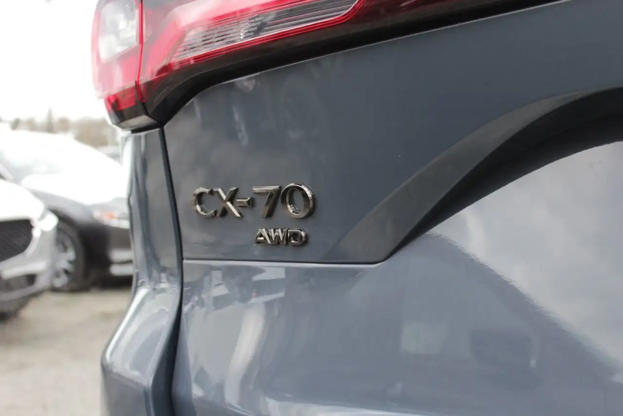 Mazda CX-70 PHEV снимка Mazda CX-70 PHEV