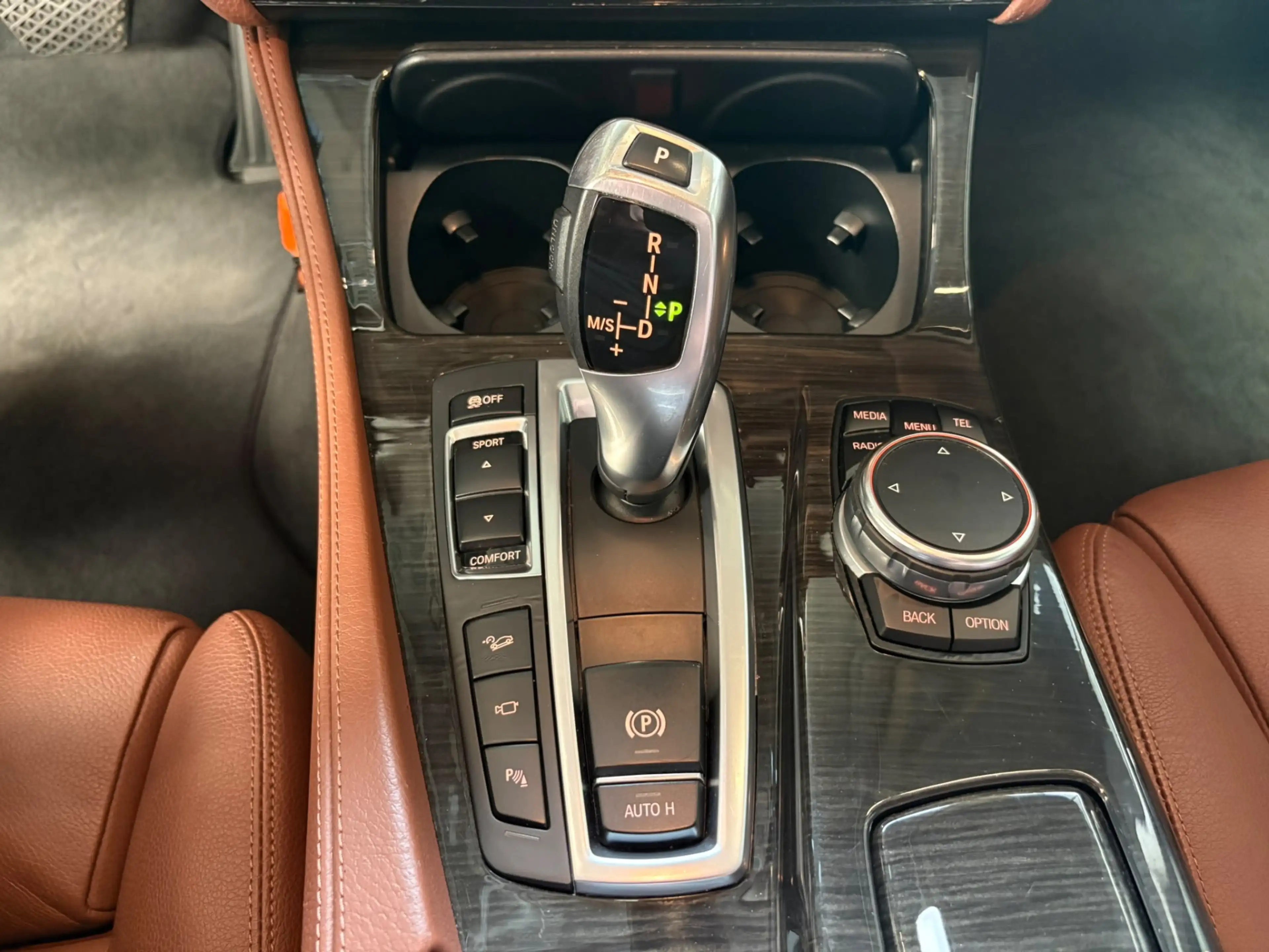 BMW 528 5-serie 528xi Luxury Edition Camera, Leer, Elek Tr — photo 22