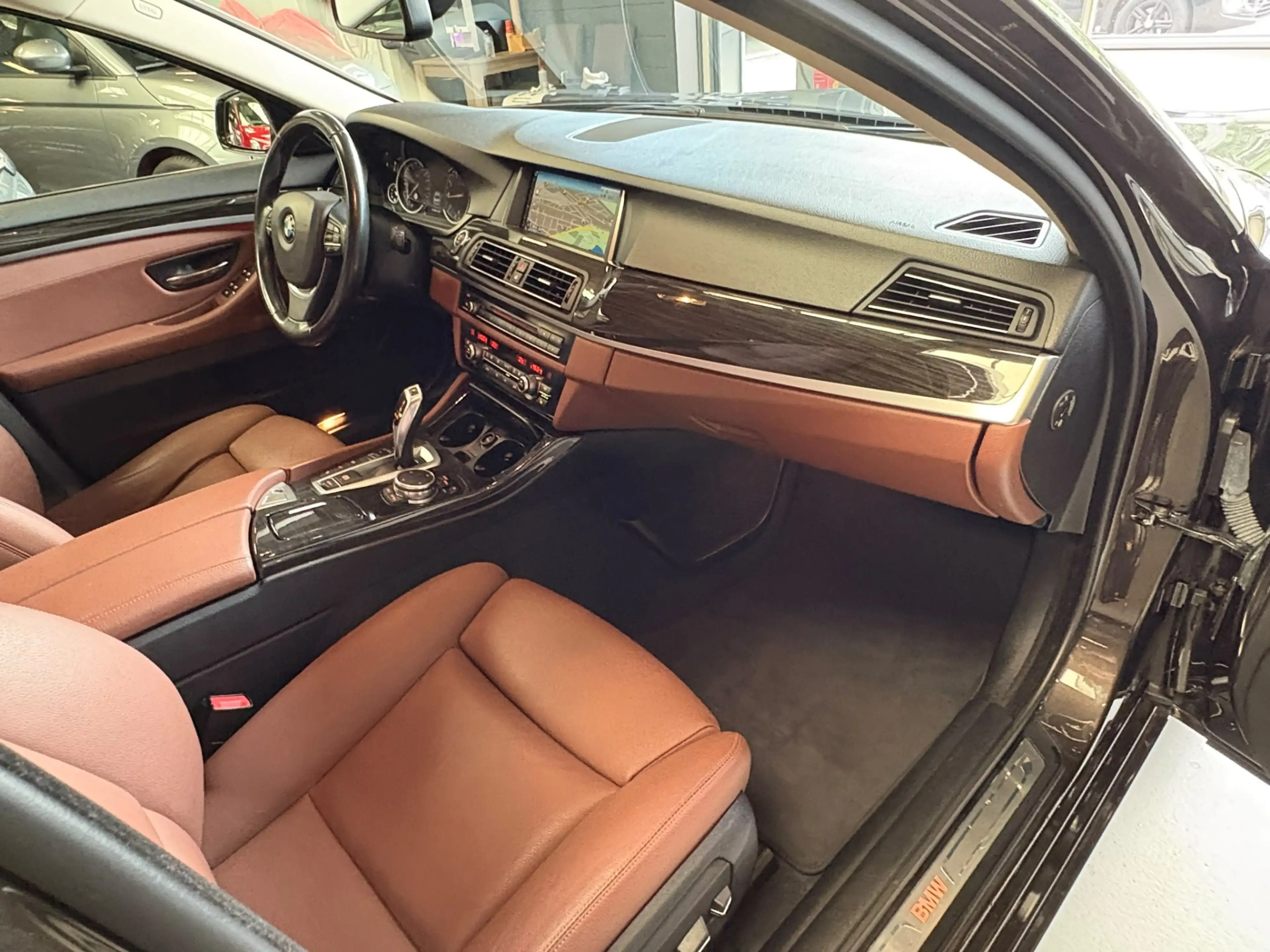 BMW 528 5-serie 528xi Luxury Edition Camera, Leer, Elek Tr — photo 19