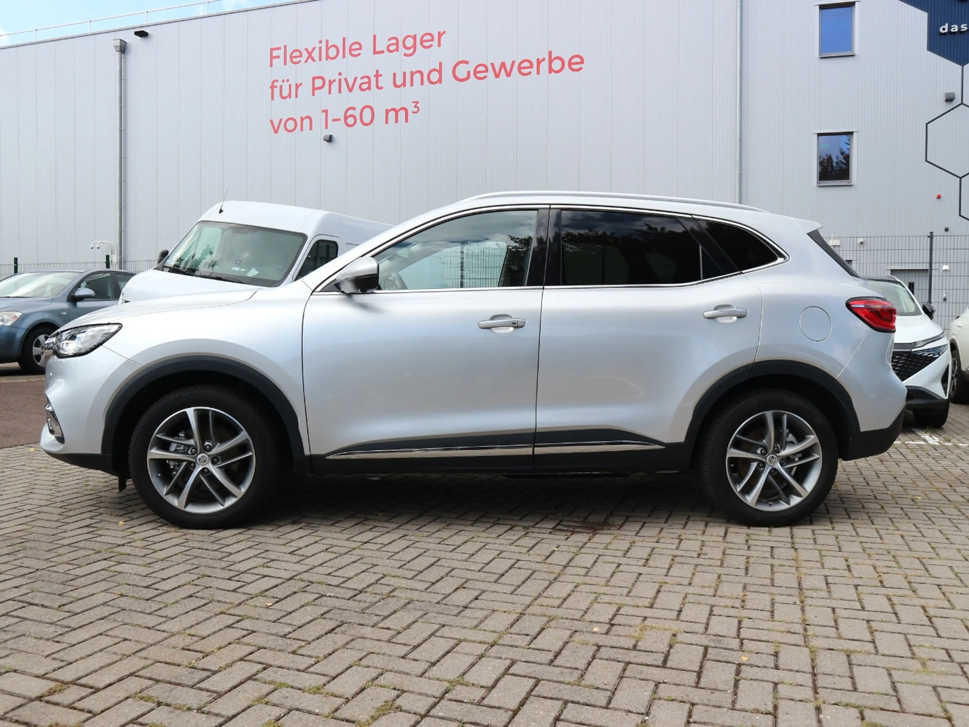 MG EHS Luxury PHEV ACC+LED+Navi+Pano+SD+SHZ+2xKlima — photo 8