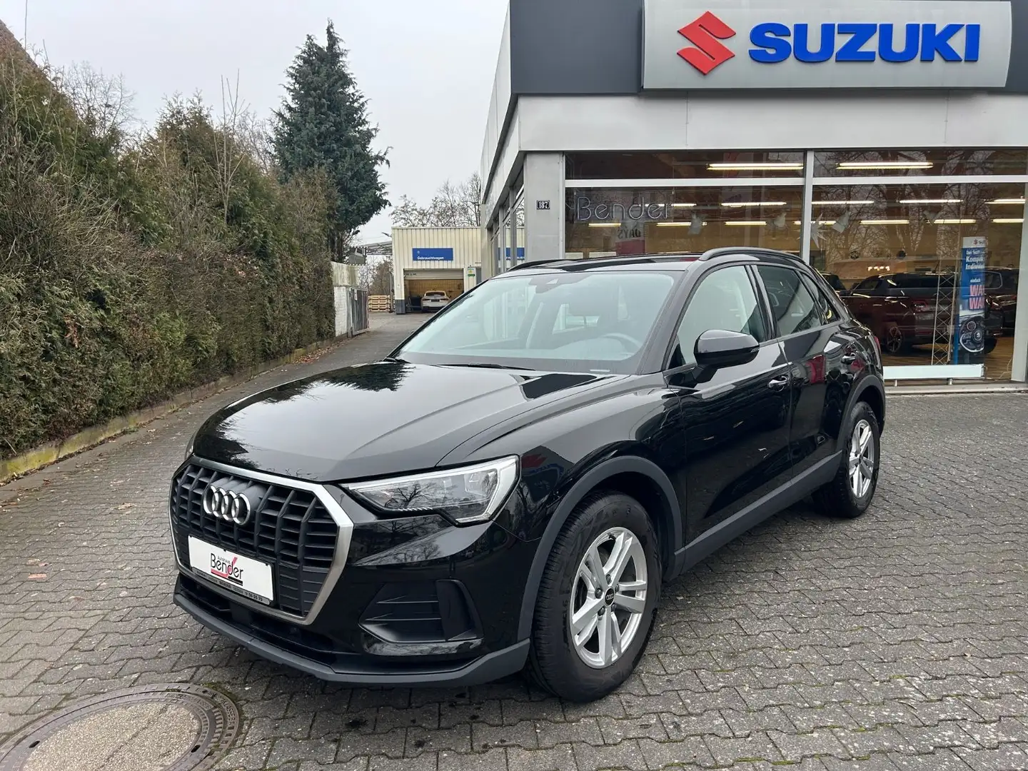 Audi Q3 35 TFSI NAVI VIRT. COCKPIT LED KLIMA SHZ Noir - 1