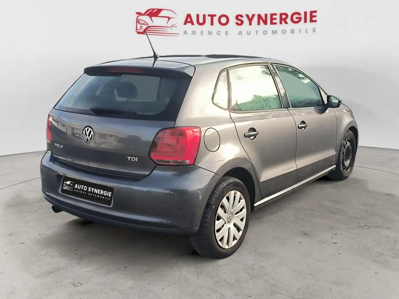 Volkswagen Polo Citadine 5 portes — photo 5