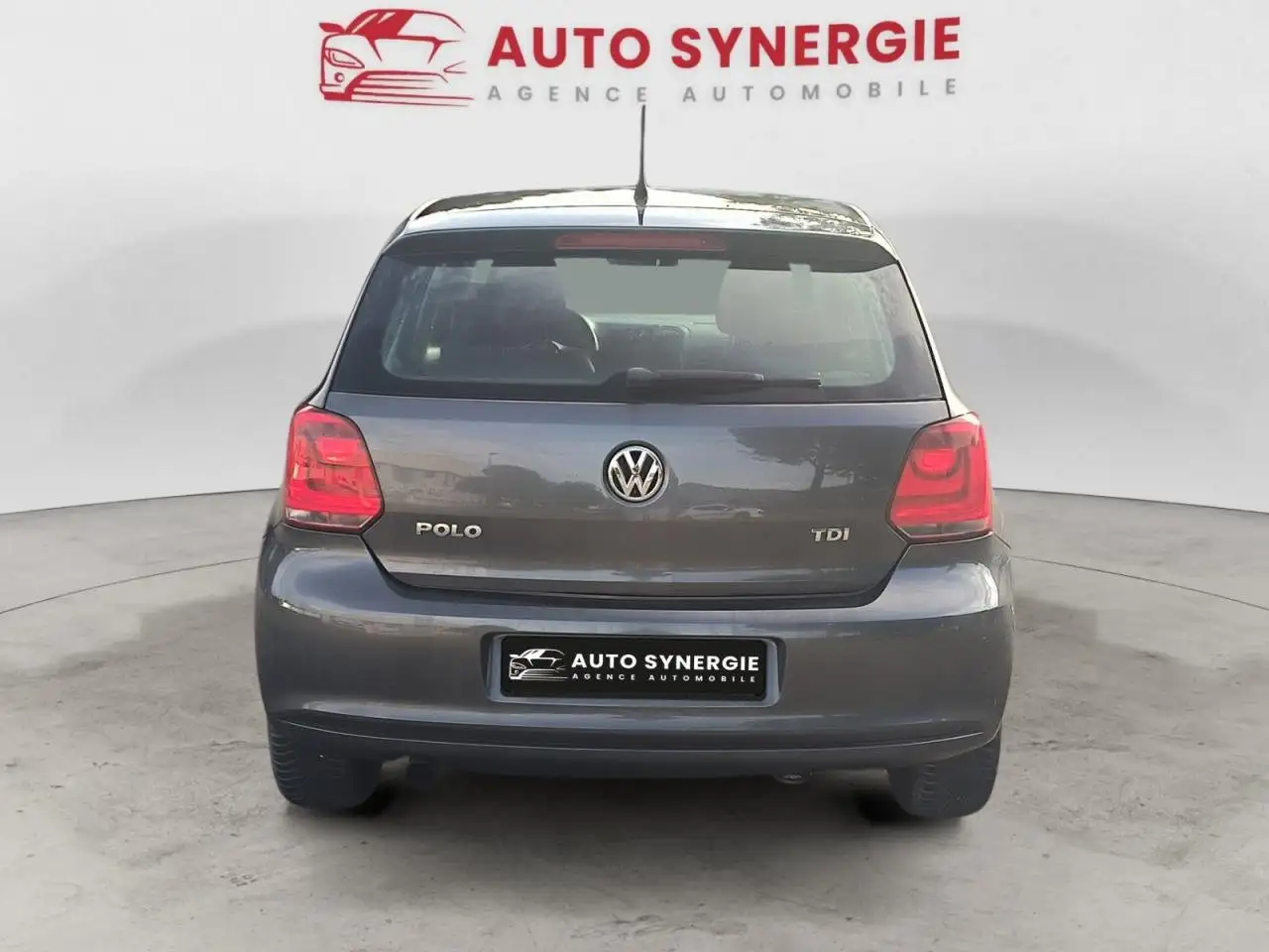 Volkswagen Polo Citadine 5 portes — photo 4