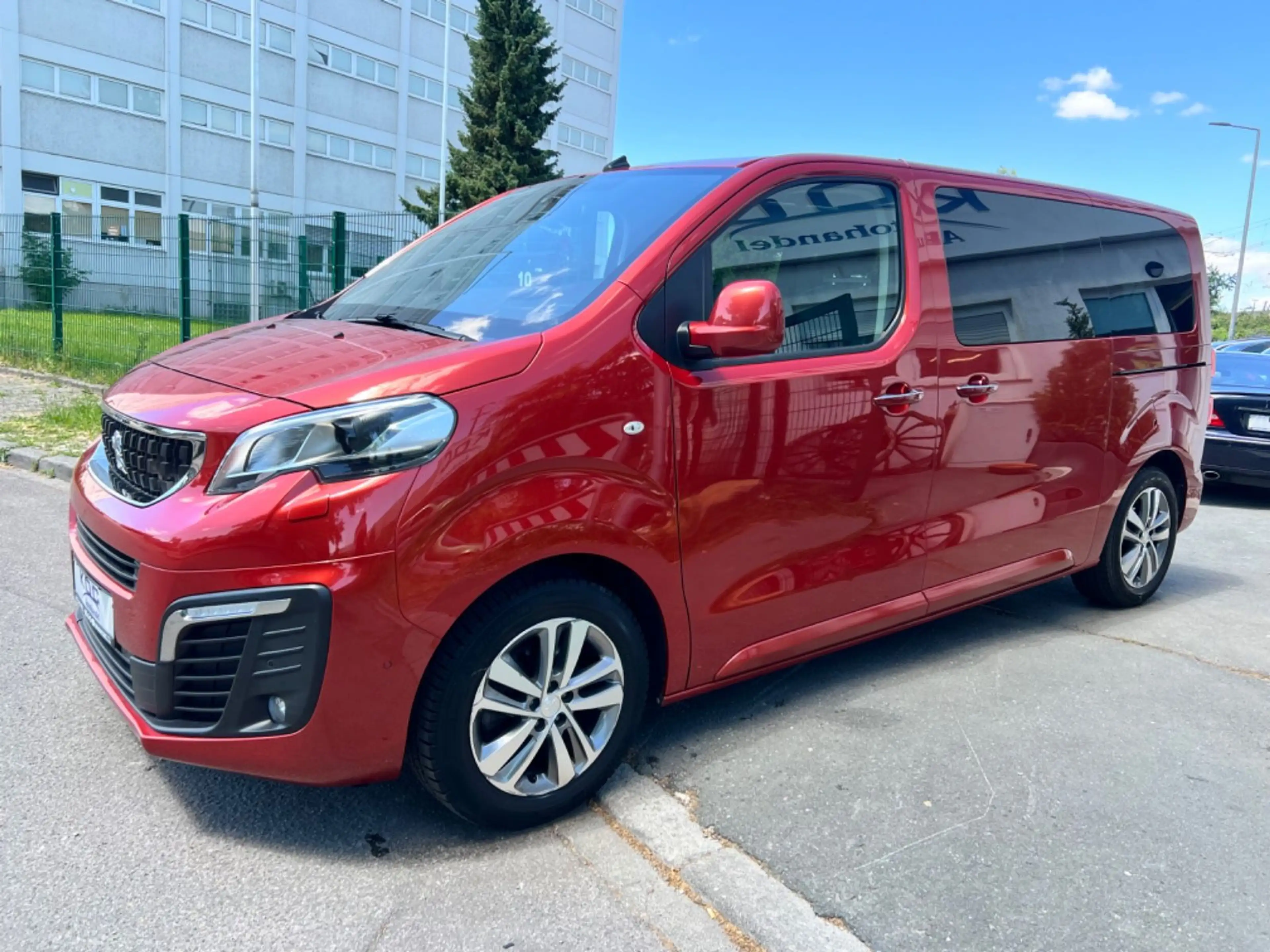 Peugeot Traveller Allure L2 / VOLLAUSSTATTUNG — photo 4